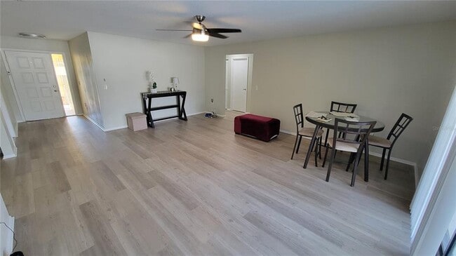 Building Photo - 8427 Brandeis Cir E