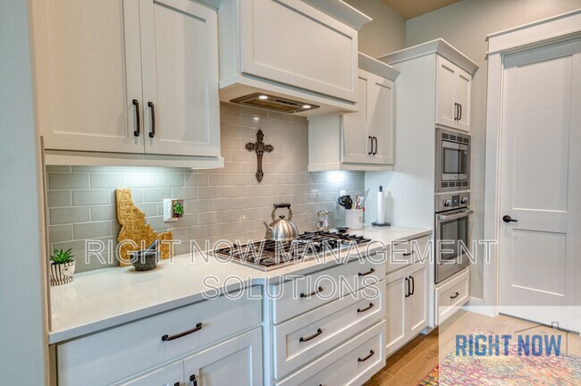 Building Photo - 4113 W Gray Fox St