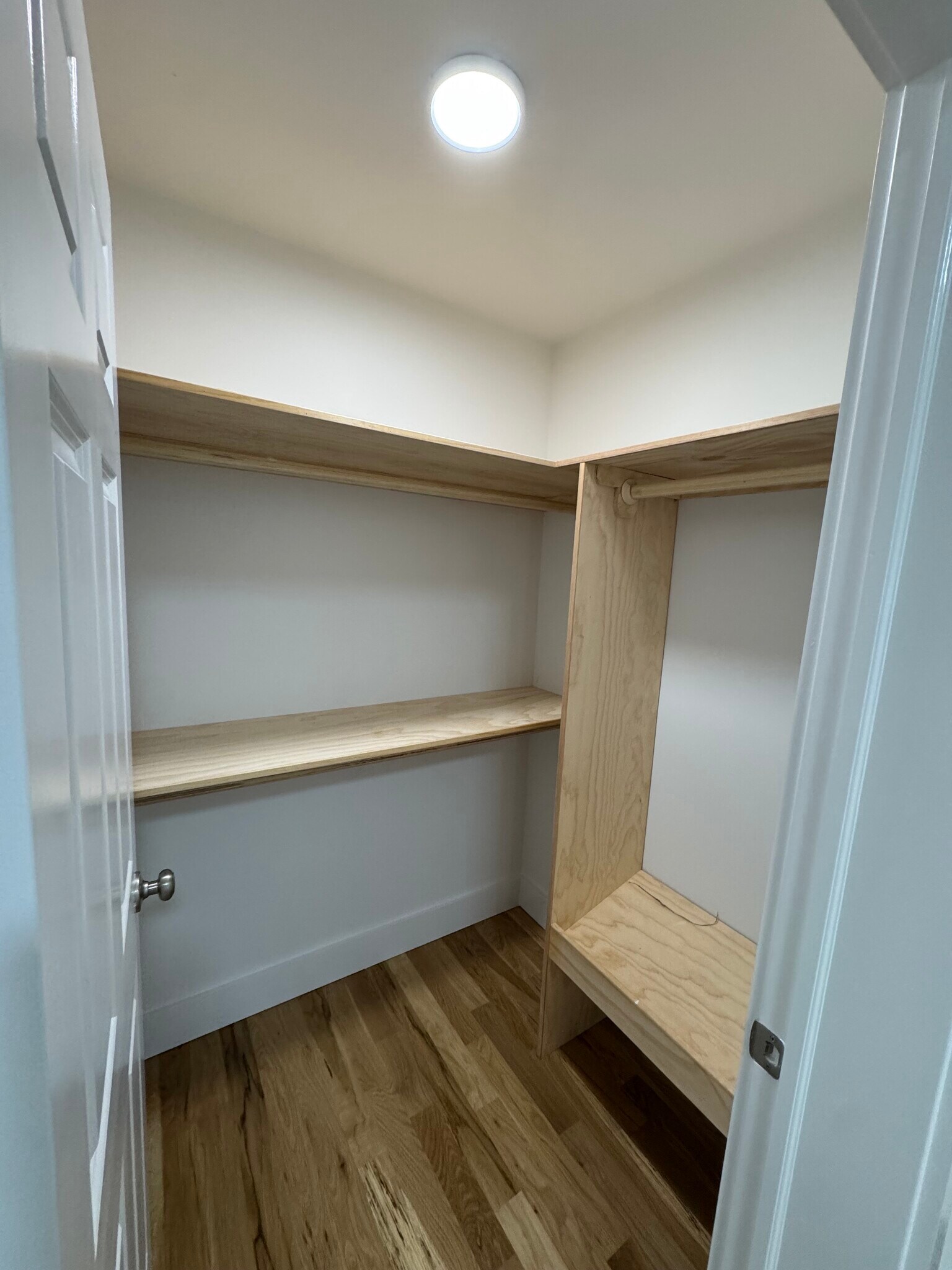 Building Photo - 231 Sixth Ave