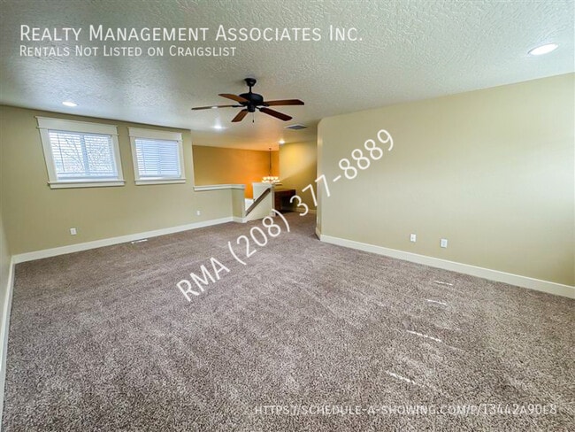 Building Photo - 919 E Boise Ave