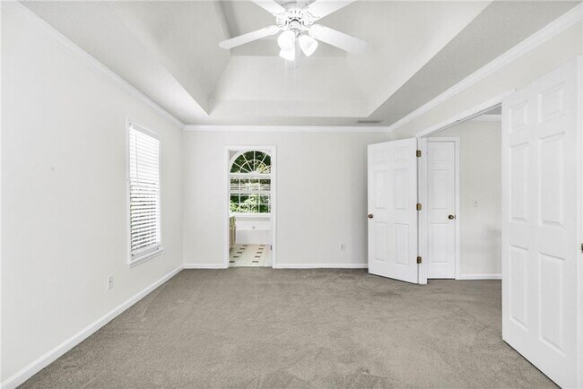 Building Photo - 608 Adam Cir