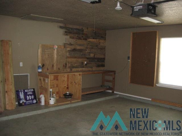 Building Photo - 1900 Arcineiga Dr