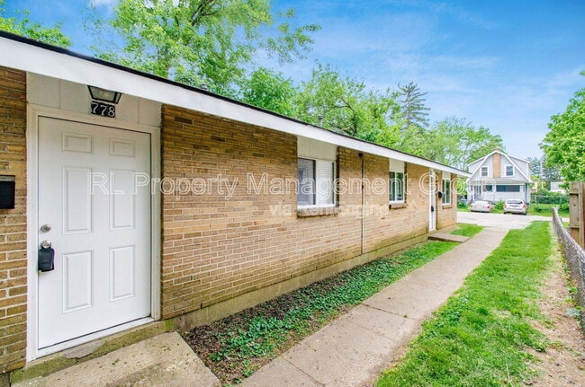 Building Photo - 778 Northview Ave