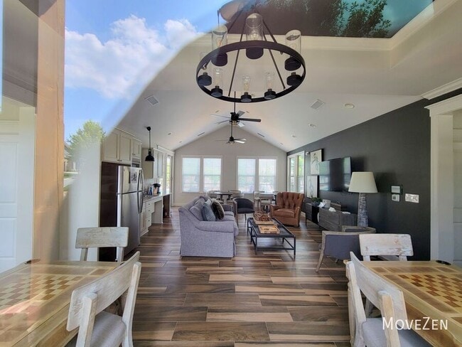 Building Photo - 8011 Parknoll Dr