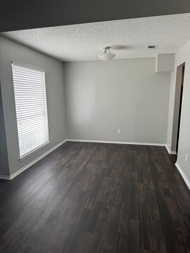 Building Photo - 5973 Westcreek Dr