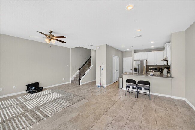 Building Photo - 3533 Cricket Dr