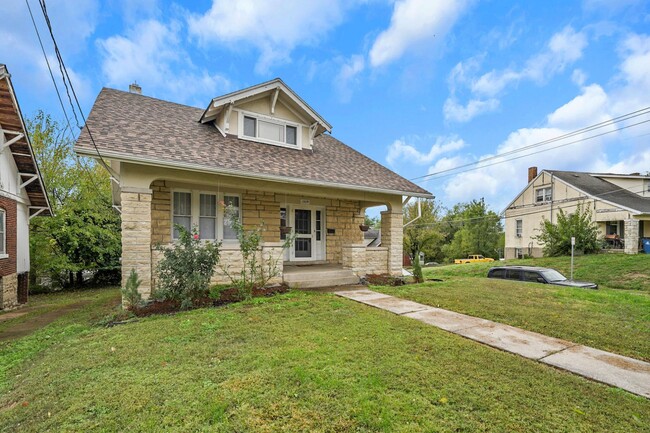 Building Photo - 1309 St Marys Blvd