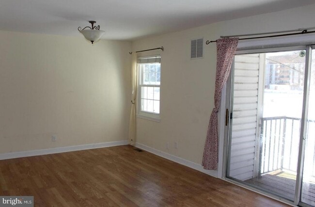 Building Photo - 10408 Parthenon Ct