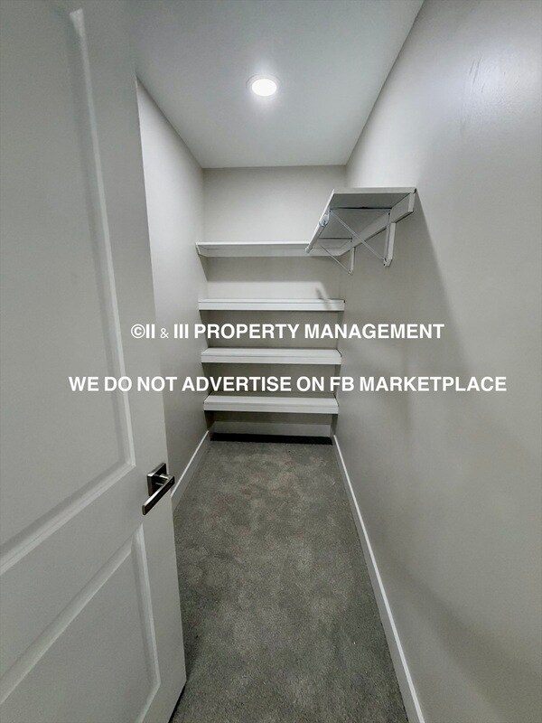 Building Photo - 3517 Jefferson St