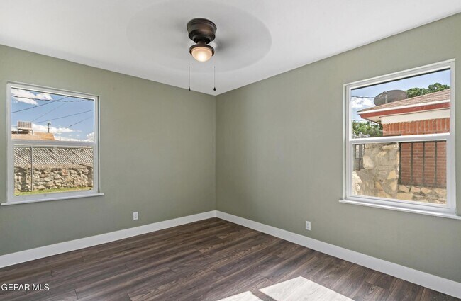 Building Photo - 10096 Ontario Ave