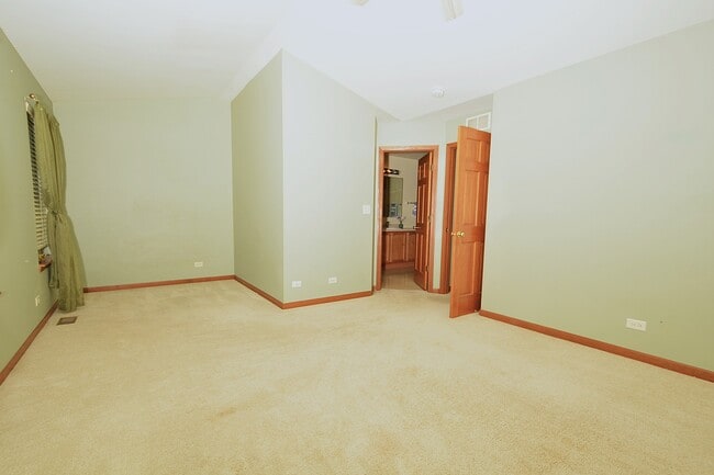 Building Photo - 2460 Georgetown Cir