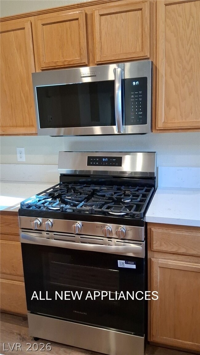 Building Photo - 10992 Scotch Rose St