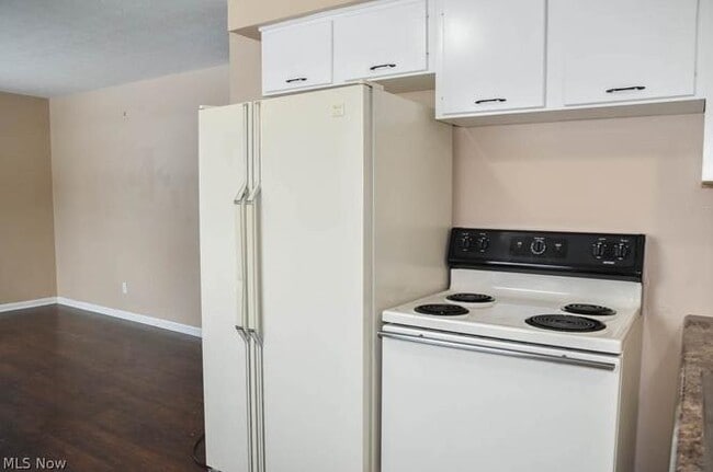 Building Photo - 1376 Marcy St