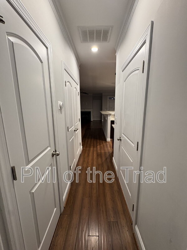 Building Photo - 1146 Augustine Heights Dr