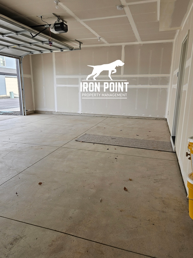 Building Photo - Brand New 3-Bed, 2.5-Bath Townhome in Caldwell — One Month Free with Move-In by 3/15