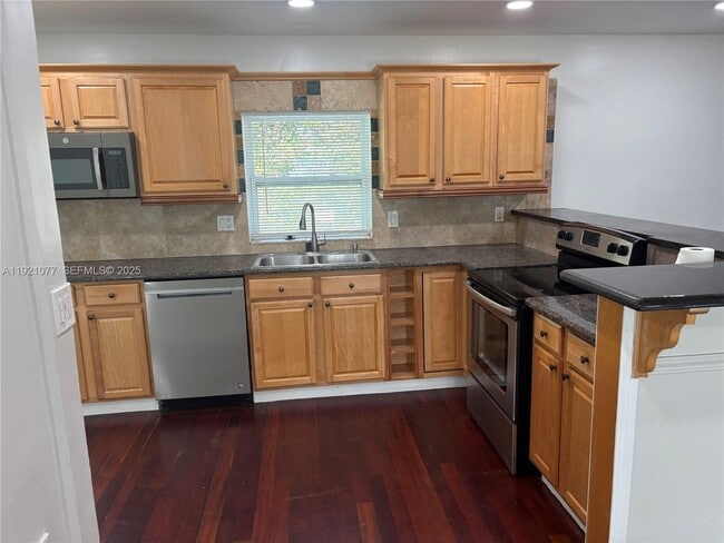 Building Photo - 3617 Cleveland St