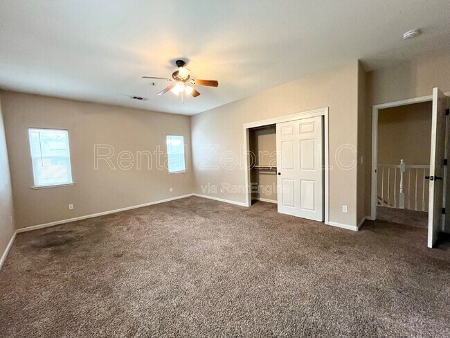 Building Photo - 308 Olive Way