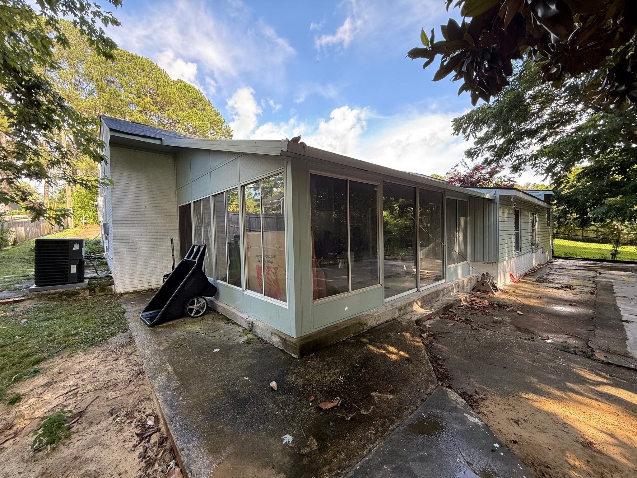 Building Photo - 1730 Wellons Dr