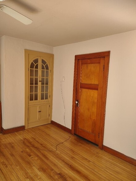 Building Photo - 2436 N Weil St