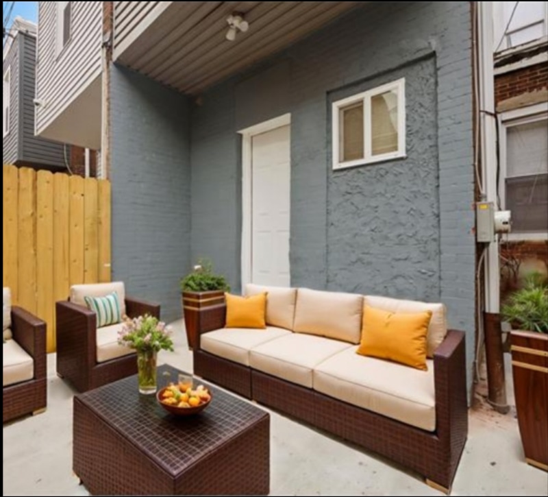 Building Photo - 1933 N Patton St