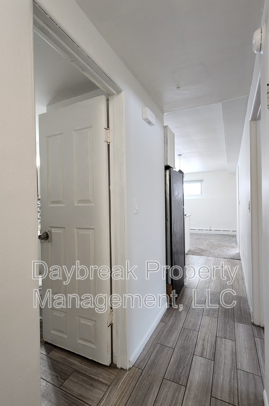 Building Photo - 1201-11 1/2 11 1/2 St N