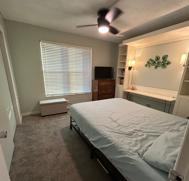 Building Photo - 2621 Cove Cay Dr