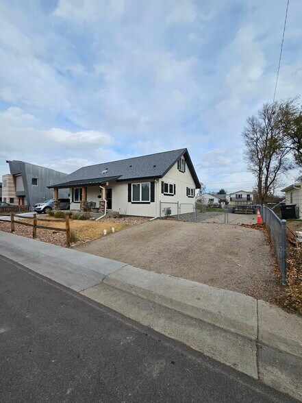 Building Photo - 5322 Reed St
