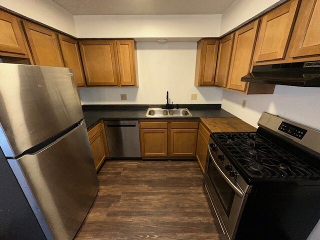 Building Photo - 966 Hidden Acres Ct