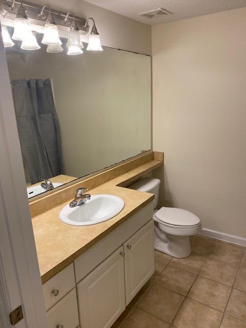 Building Photo - 9857 Baywinds Blvd