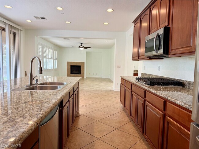 Building Photo - 7873 Sleeping Lily Dr