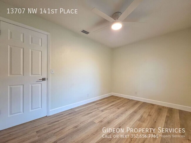 Building Photo - 13707 NW 141 Pl