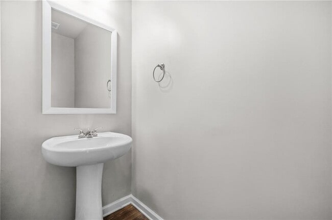Building Photo - 3181 Meadowstone Ln SW
