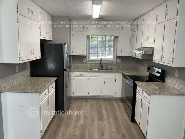 Building Photo - 155 Melton Way