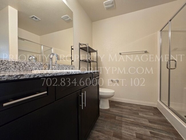 Building Photo - Gated~ 3 Bedroom ~ 2 Bath Townhome w/2 Car Garage~MUST SEE!