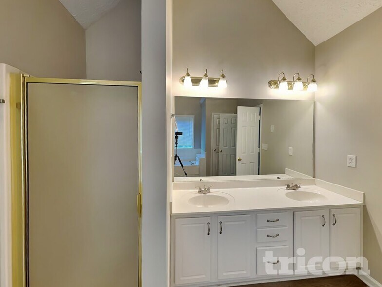 Building Photo - 2979 Plantation Run Ct