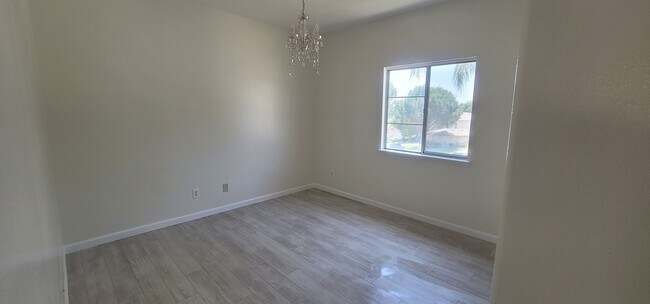 Building Photo - 7425 Bear Creek Ct