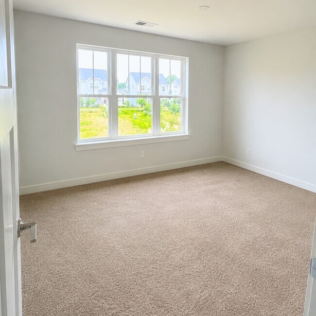 Building Photo - 1206 Marsalis Pl