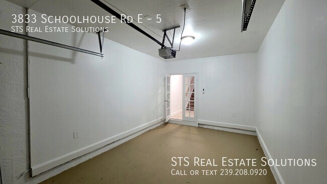 Building Photo - 3833 Schoolhouse Rd E