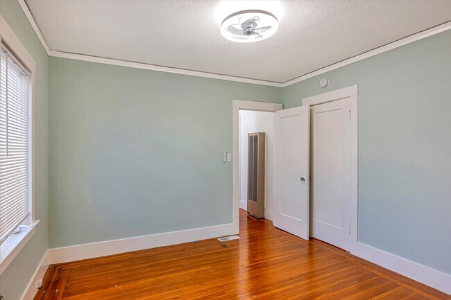 Building Photo - 1732 87th Ave