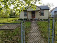 Building Photo - 83 Miller Ave