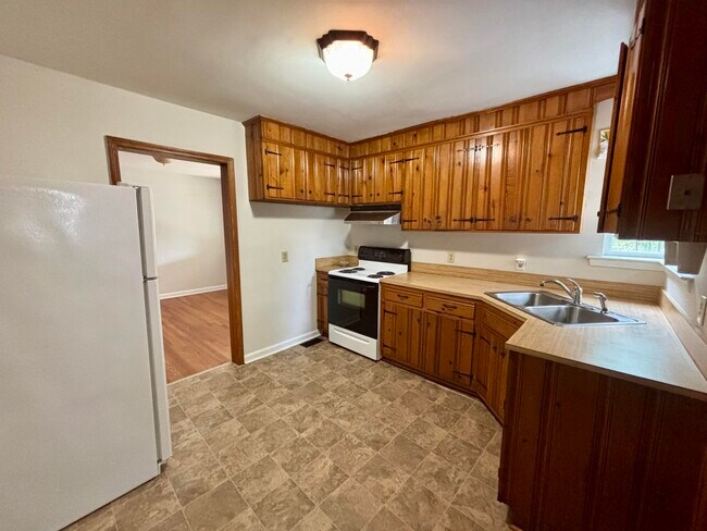 Building Photo - 1012 Georgia Ave