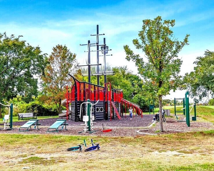 Building Photo - 1902 Curtis Ct SE