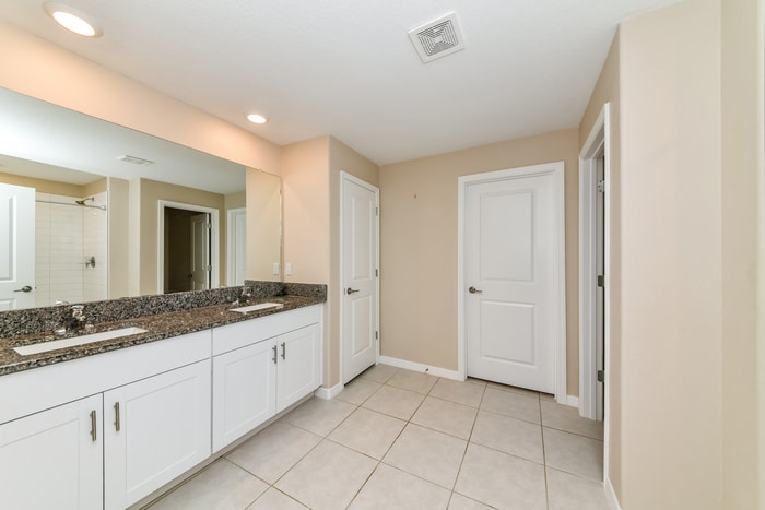 Building Photo - 4218 84th Ct E