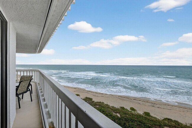 Building Photo - 9960 S Ocean Dr