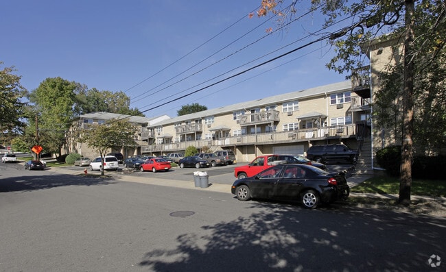 Building Photo - 35 Kimmig Ave