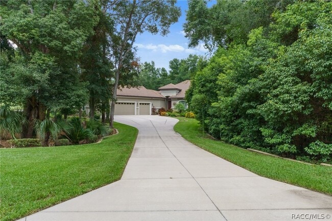 Building Photo - 2321 N Hickory Glen Point