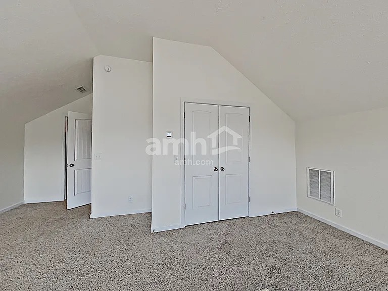 Building Photo - 1617 Ursuline Ln
