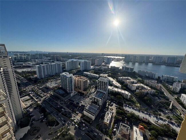 Building Photo - 17875 Collins Ave