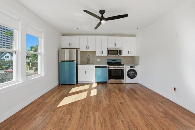 Building Photo - 312 Brookes Ave