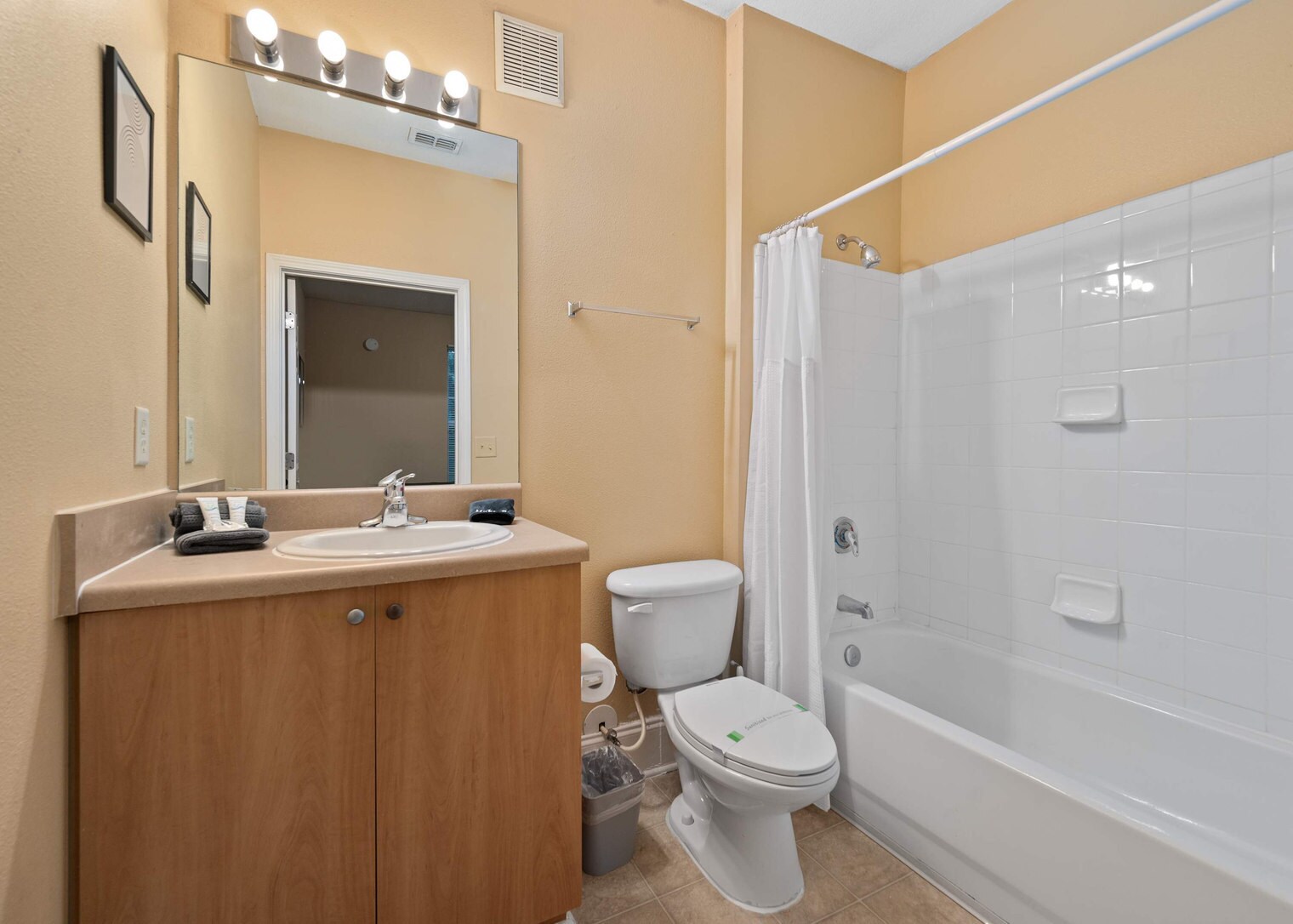 Building Photo - 5659 Graduate Cir